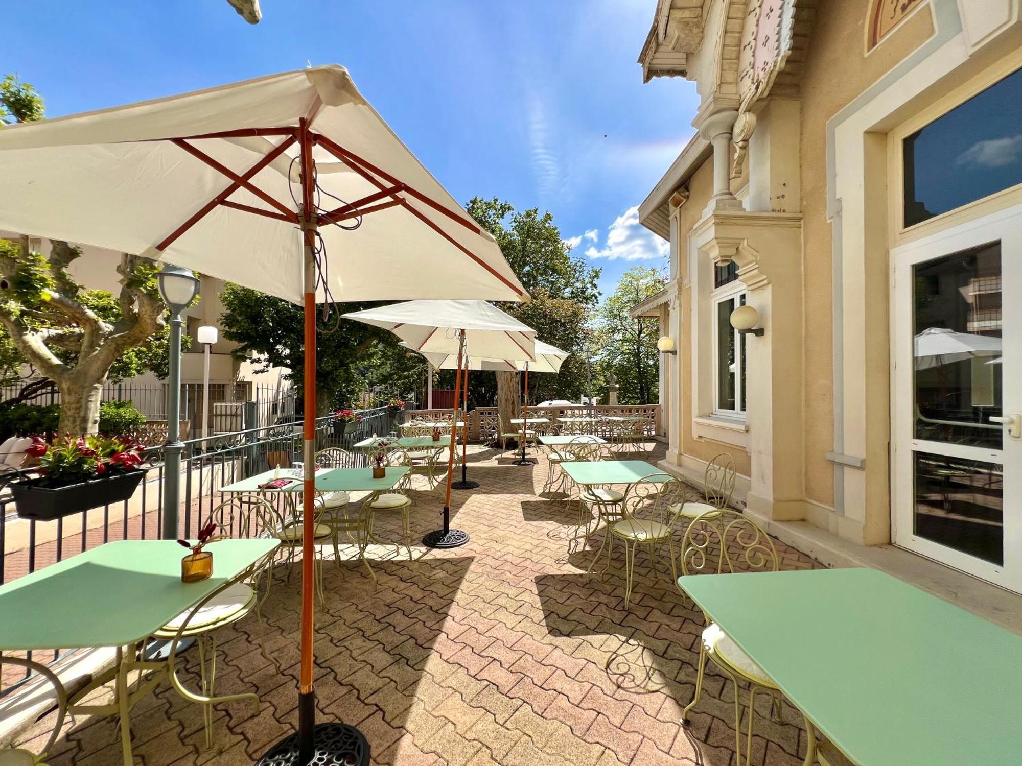 Logis Hotel Restaurant Des Thermes Lamalou-les-Bains Εξωτερικό φωτογραφία