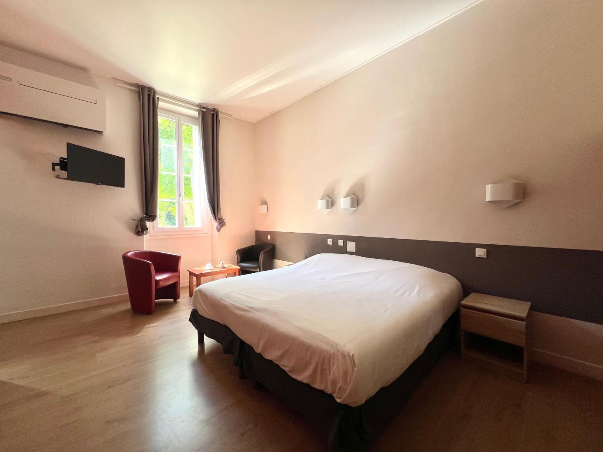Logis Hotel Restaurant Des Thermes Lamalou-les-Bains Εξωτερικό φωτογραφία
