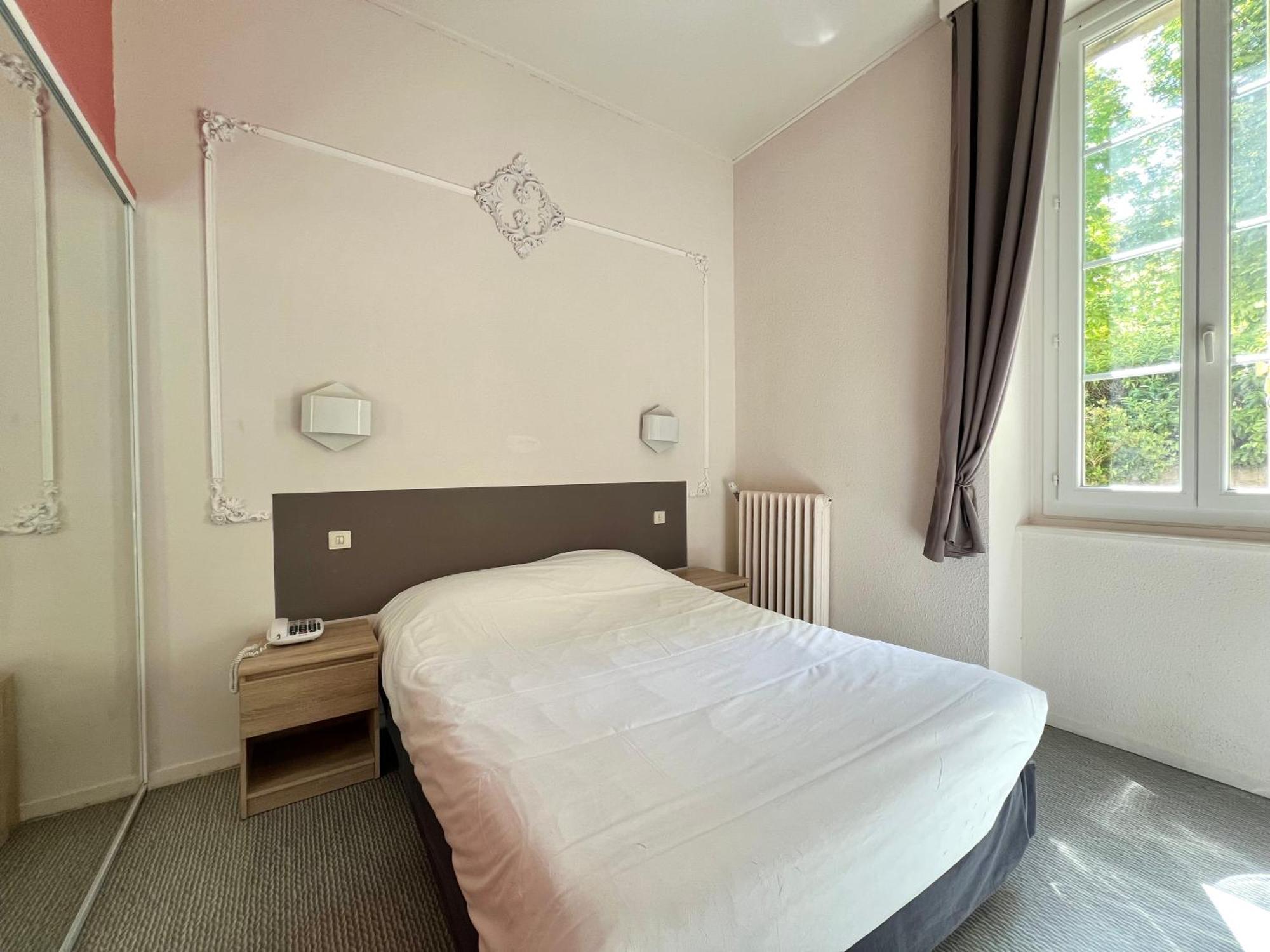 Logis Hotel Restaurant Des Thermes Lamalou-les-Bains Εξωτερικό φωτογραφία